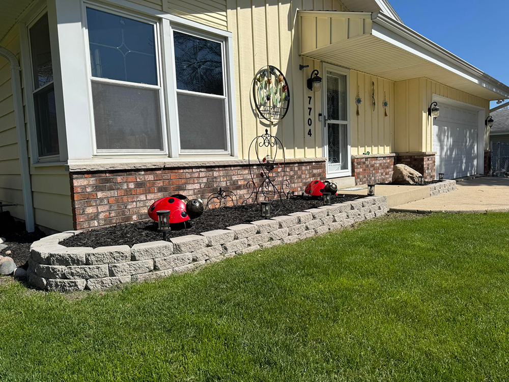 Small Retaing wall off driveway
